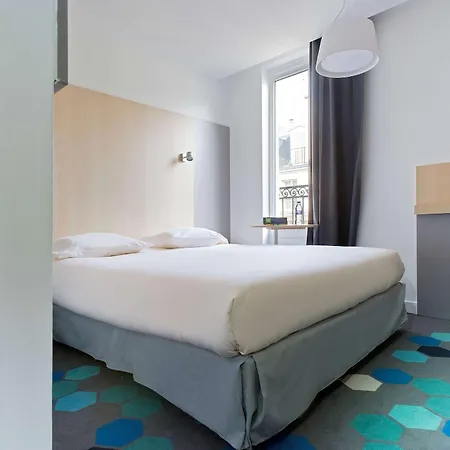 Ibis Styles Cadet Lafayette 3* Paris