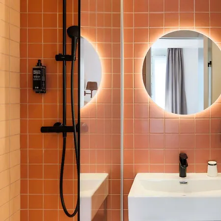 四季巴黎卡德拉法耶特酒店