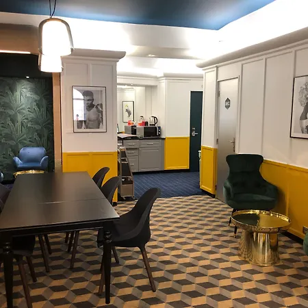 四季巴黎卡德拉法耶特酒店 酒店 3*