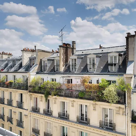 四季巴黎卡德拉法耶特酒店