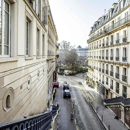 Ibis Styles Cadet Lafayette 3* Paris