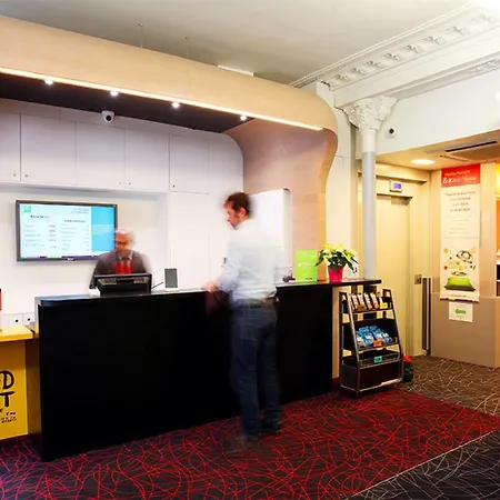 Ibis Styles Cadet Lafayette Hotel Paris