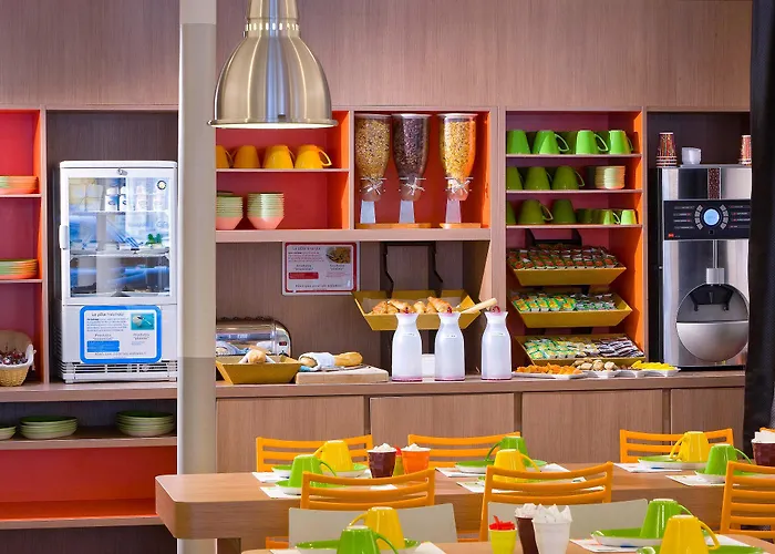 Hotel Ibis Styles Cadet Lafayette Parigi