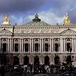 Ibis Styles Cadet Lafayette Hotel Parigi