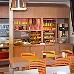 Hotel Ibis Styles Cadet Lafayette Paris