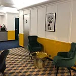 Hotel Ibis Styles Cadet Lafayette Paris